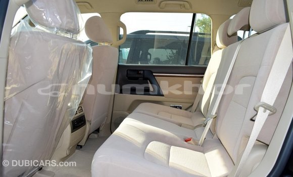 Buy Import Toyota Land Cruiser Black Car in Import - Dubai in Bumthang Buy Import Toyota Land Cruiser Black Car in Import - Dubai in Bumthang