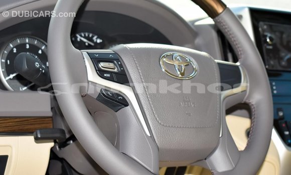 Buy Import Toyota Land Cruiser Black Car in Import - Dubai in Bumthang Buy Import Toyota Land Cruiser Black Car in Import - Dubai in Bumthang