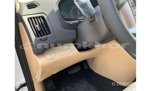 Buy Import Hyundai Accent White Car in Import - Dubai in Bumthang Buy Import Hyundai Accent White Car in Import - Dubai in Bumthang