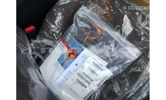 Buy Import Toyota 4Runner White Car in Import - Dubai in Bumthang Buy Import Toyota 4Runner White Car in Import - Dubai in Bumthang