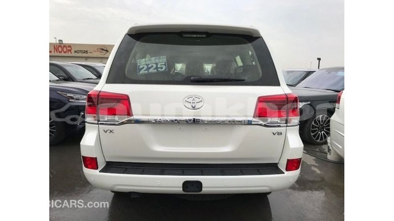 Big with watermark toyota land cruiser bumthang import dubai 3586