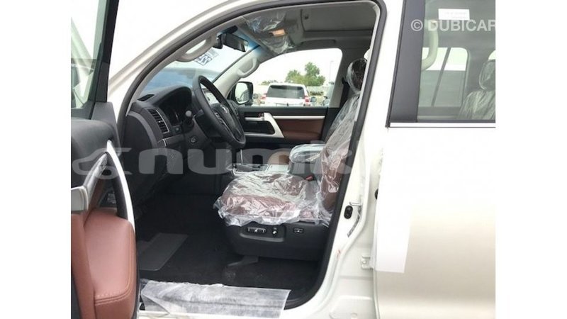 Big with watermark toyota land cruiser bumthang import dubai 3586