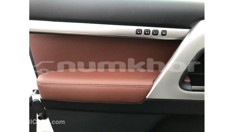 Big with watermark toyota land cruiser bumthang import dubai 3586