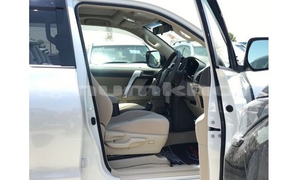 Buy Import Toyota Prado White Car in Import - Dubai in Bumthang Buy Import Toyota Prado White Car in Import - Dubai in Bumthang