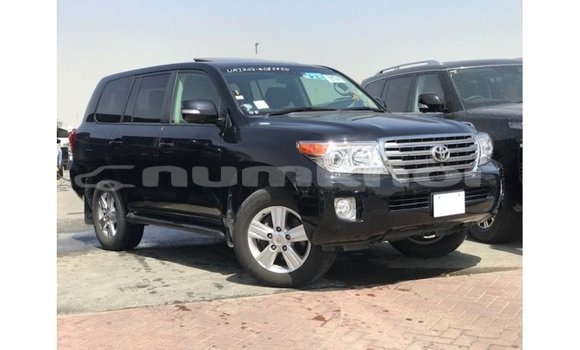 Buy Import Toyota Land Cruiser Black Car in Import - Dubai in Bumthang Buy Import Toyota Land Cruiser Black Car in Import - Dubai in Bumthang