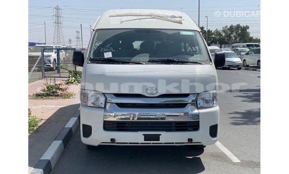 Buy Import Toyota Hiace White Car in Import - Dubai in Bumthang Buy Import Toyota Hiace White Car in Import - Dubai in Bumthang