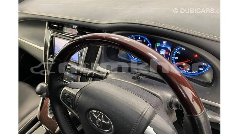 Big with watermark toyota harrier bumthang import dubai 3602