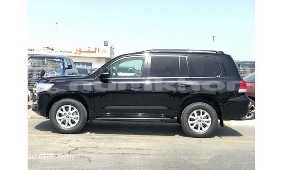 Buy Import Toyota Land Cruiser Black Car in Import - Dubai in Bumthang Buy Import Toyota Land Cruiser Black Car in Import - Dubai in Bumthang