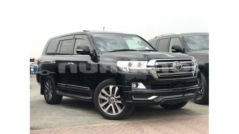 Big with watermark toyota land cruiser bumthang import dubai 3610