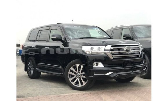 Buy Import Toyota Land Cruiser Black Car in Import - Dubai in Bumthang Buy Import Toyota Land Cruiser Black Car in Import - Dubai in Bumthang