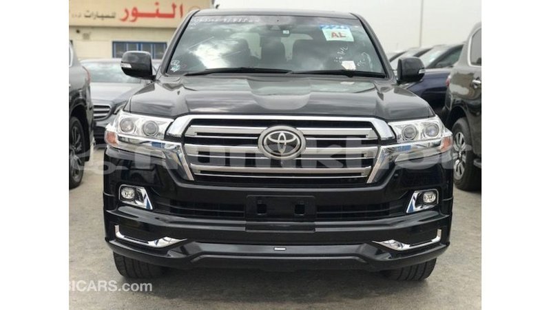 Big with watermark toyota land cruiser bumthang import dubai 3610