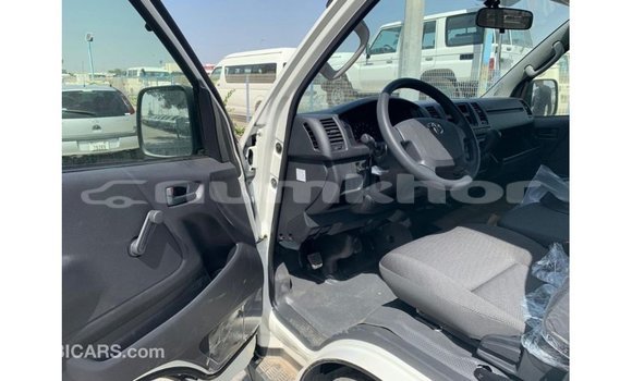 Buy Import Toyota Hiace White Car in Import - Dubai in Bumthang Buy Import Toyota Hiace White Car in Import - Dubai in Bumthang