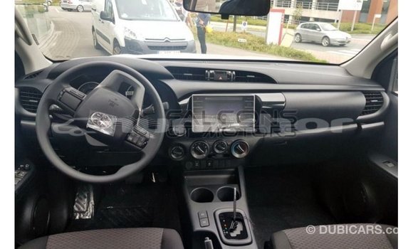 Buy Import Toyota Hilux Brown Car in Import - Dubai in Bumthang Buy Import Toyota Hilux Brown Car in Import - Dubai in Bumthang