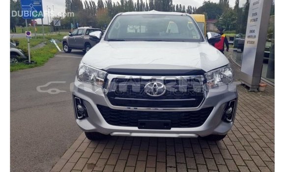 Buy Import Toyota Hilux Brown Car in Import - Dubai in Bumthang Buy Import Toyota Hilux Brown Car in Import - Dubai in Bumthang