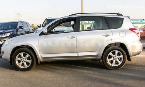 Buy Import Toyota RAV4 Other Car in Import - Dubai in Bumthang Buy Import Toyota RAV4 Other Car in Import - Dubai in Bumthang