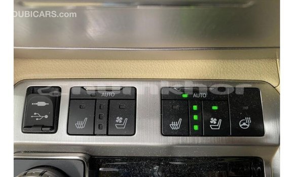 Buy Import Toyota Land Cruiser White Car in Import - Dubai in Bumthang Buy Import Toyota Land Cruiser White Car in Import - Dubai in Bumthang