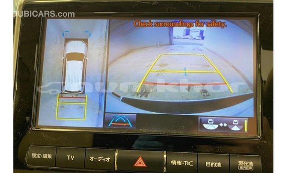 Buy Import Toyota Land Cruiser White Car in Import - Dubai in Bumthang Buy Import Toyota Land Cruiser White Car in Import - Dubai in Bumthang