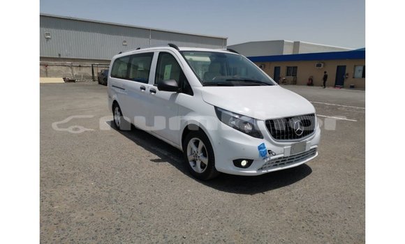 Buy Import Mercedes-Benz Vito White Car in Import - Dubai in Bumthang Buy Import Mercedes-Benz Vito White Car in Import - Dubai in Bumthang