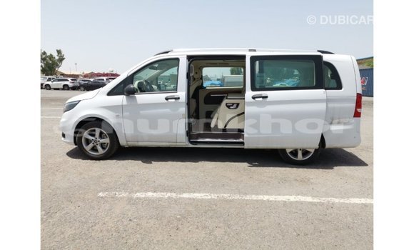 Buy Import Mercedes-Benz Vito White Car in Import - Dubai in Bumthang Buy Import Mercedes-Benz Vito White Car in Import - Dubai in Bumthang