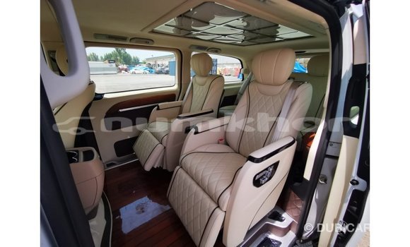 Buy Import Mercedes-Benz Vito White Car in Import - Dubai in Bumthang Buy Import Mercedes-Benz Vito White Car in Import - Dubai in Bumthang