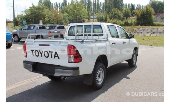 Buy Import Toyota Hilux White Car in Import - Dubai in Bumthang Buy Import Toyota Hilux White Car in Import - Dubai in Bumthang