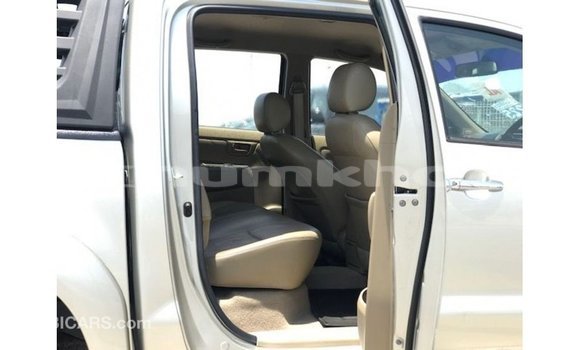 Buy Import Toyota Hilux Other Car in Import - Dubai in Bumthang Buy Import Toyota Hilux Other Car in Import - Dubai in Bumthang