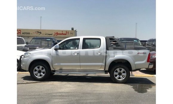 Buy Import Toyota Hilux Other Car in Import - Dubai in Bumthang Buy Import Toyota Hilux Other Car in Import - Dubai in Bumthang