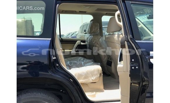 Buy Import Toyota Land Cruiser Blue Car in Import - Dubai in Bumthang Buy Import Toyota Land Cruiser Blue Car in Import - Dubai in Bumthang