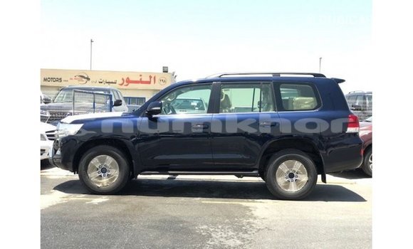 Buy Import Toyota Land Cruiser Blue Car in Import - Dubai in Bumthang Buy Import Toyota Land Cruiser Blue Car in Import - Dubai in Bumthang