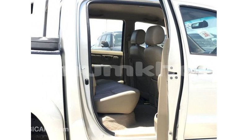 Big with watermark toyota hilux bumthang import dubai 3658