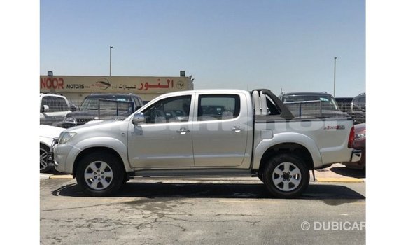 Buy Import Toyota Hilux Other Car in Import - Dubai in Bumthang Buy Import Toyota Hilux Other Car in Import - Dubai in Bumthang
