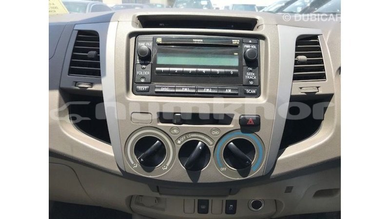 Big with watermark toyota hilux bumthang import dubai 3658