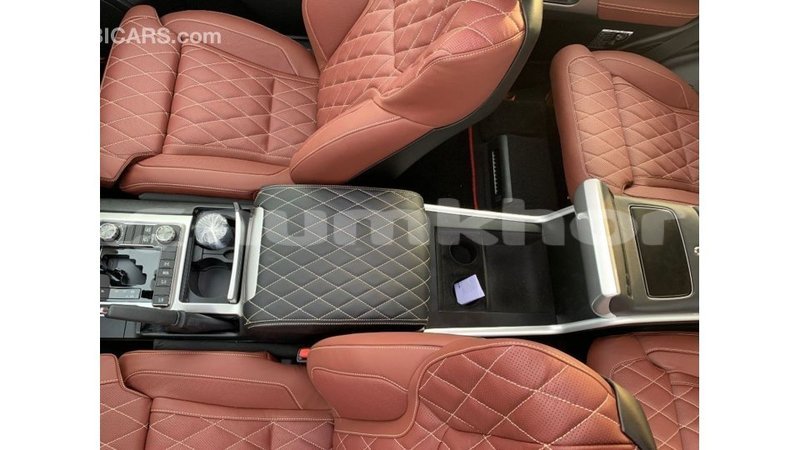 Big with watermark toyota land cruiser bumthang import dubai 3660