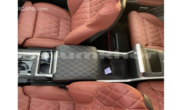 Buy Import Toyota Land Cruiser Black Car in Import - Dubai in Bumthang Buy Import Toyota Land Cruiser Black Car in Import - Dubai in Bumthang