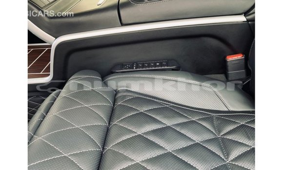 Buy Import Toyota Land Cruiser Black Car in Import - Dubai in Bumthang Buy Import Toyota Land Cruiser Black Car in Import - Dubai in Bumthang