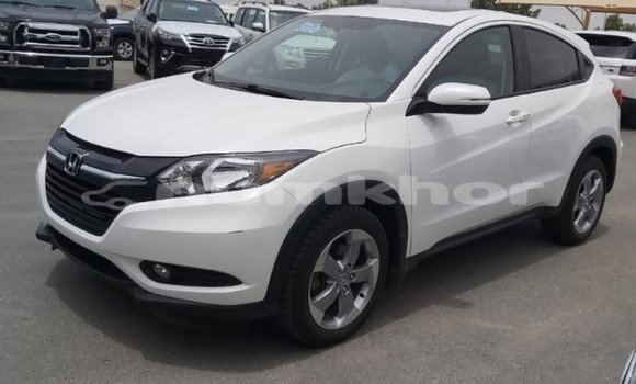 Buy Import Honda C White Bike in Import - Dubai in Bumthang