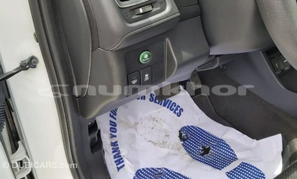 Buy Import Honda C White Bike in Import - Dubai in Bumthang Buy Import Honda C White Bike in Import - Dubai in Bumthang