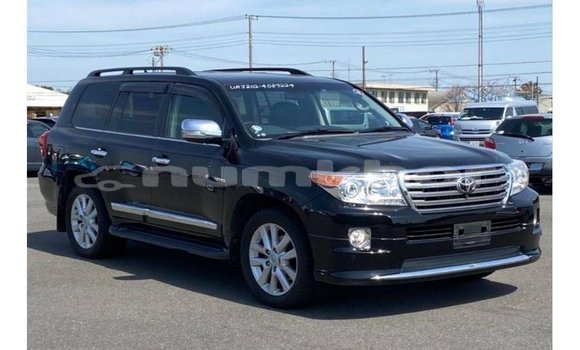 Buy Import Toyota Land Cruiser Black Car in Import - Dubai in Bumthang Buy Import Toyota Land Cruiser Black Car in Import - Dubai in Bumthang