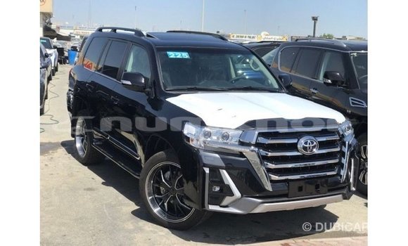 Buy Import Toyota Land Cruiser Black Car in Import - Dubai in Bumthang Buy Import Toyota Land Cruiser Black Car in Import - Dubai in Bumthang