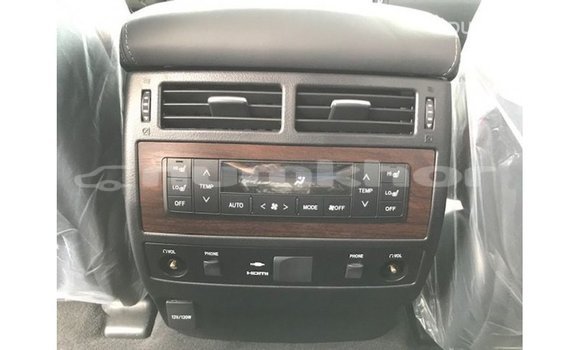 Buy Import Toyota Land Cruiser Black Car in Import - Dubai in Bumthang Buy Import Toyota Land Cruiser Black Car in Import - Dubai in Bumthang