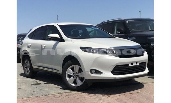 Buy Import Toyota Harrier White Car in Import - Dubai in Bumthang Buy Import Toyota Harrier White Car in Import - Dubai in Bumthang