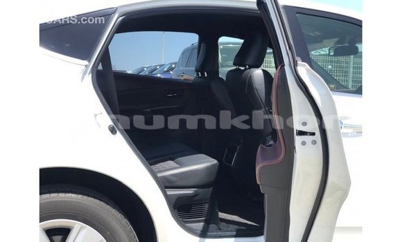 Buy Import Toyota Harrier White Car in Import - Dubai in Bumthang Buy Import Toyota Harrier White Car in Import - Dubai in Bumthang