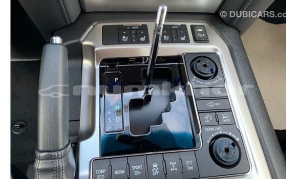 Buy Import Toyota Land Cruiser Other Car in Import - Dubai in Bumthang Buy Import Toyota Land Cruiser Other Car in Import - Dubai in Bumthang