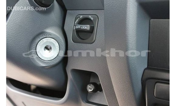 Buy Import Toyota Land Cruiser White Car in Import - Dubai in Bumthang Buy Import Toyota Land Cruiser White Car in Import - Dubai in Bumthang