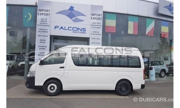 Buy Import Toyota Hiace White Car in Import - Dubai in Bumthang Buy Import Toyota Hiace White Car in Import - Dubai in Bumthang