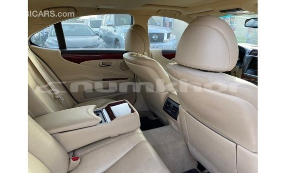 Buy Import Lexus LS Other Car in Import - Dubai in Bumthang Buy Import Lexus LS Other Car in Import - Dubai in Bumthang