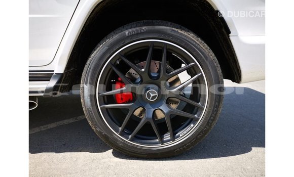 Buy Import Mercedes-Benz 190 White Car in Import - Dubai in Bumthang Buy Import Mercedes-Benz 190 White Car in Import - Dubai in Bumthang