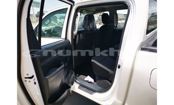 Buy Import Toyota Hilux White Car in Import - Dubai in Bumthang Buy Import Toyota Hilux White Car in Import - Dubai in Bumthang