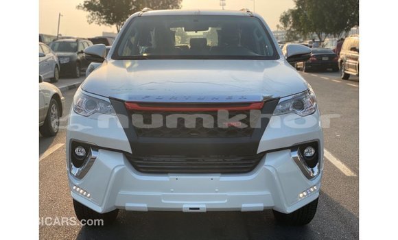 Buy Import Toyota Fortuner White Car in Import - Dubai in Bumthang Buy Import Toyota Fortuner White Car in Import - Dubai in Bumthang