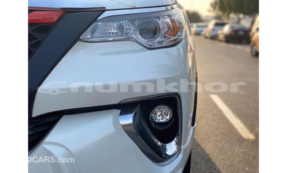 Buy Import Toyota Fortuner White Car in Import - Dubai in Bumthang Buy Import Toyota Fortuner White Car in Import - Dubai in Bumthang